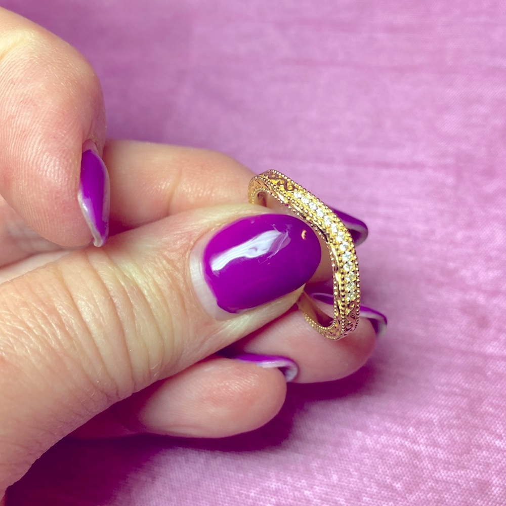 Bella Luce White Diamond Simulant Ring - Picture 11 of 12